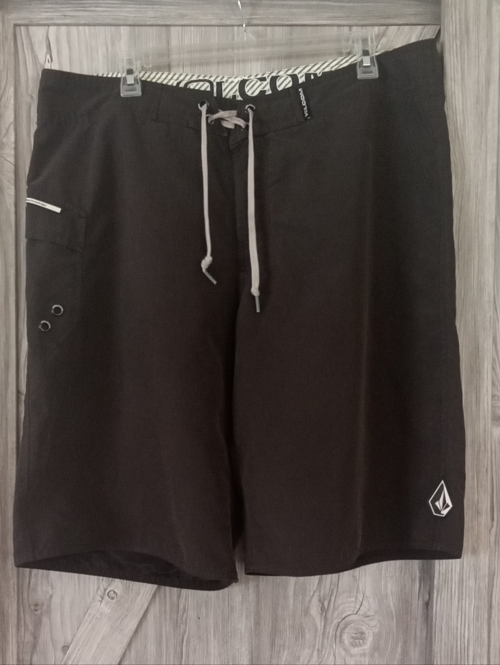Men's Volcom Board Shorts 38